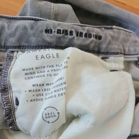 NWT American Eagle hi rise jegging grey distressed short next level stretch - Picture 14 of 14